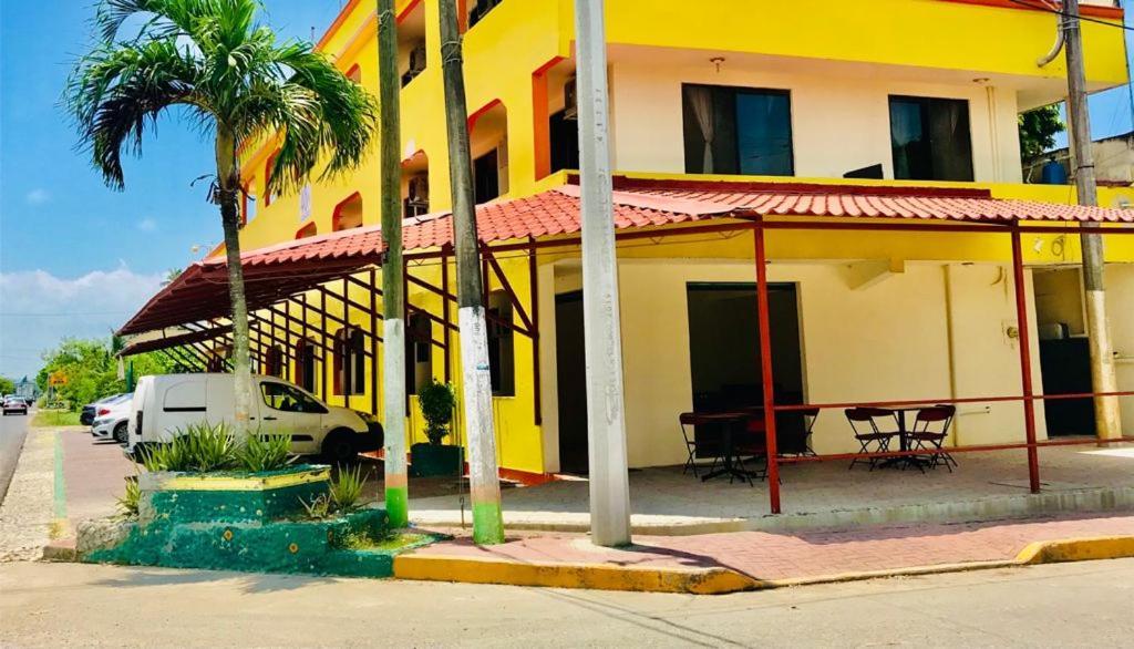 Hotel Puerto Alegre