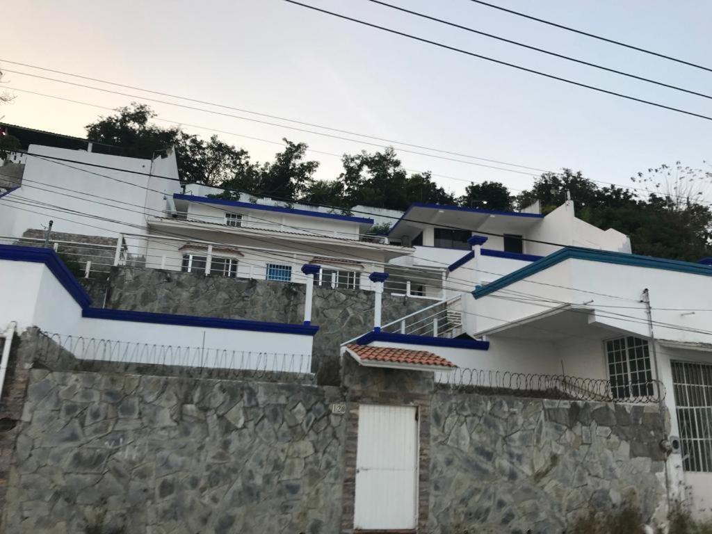 Puerto Alegre Hotel